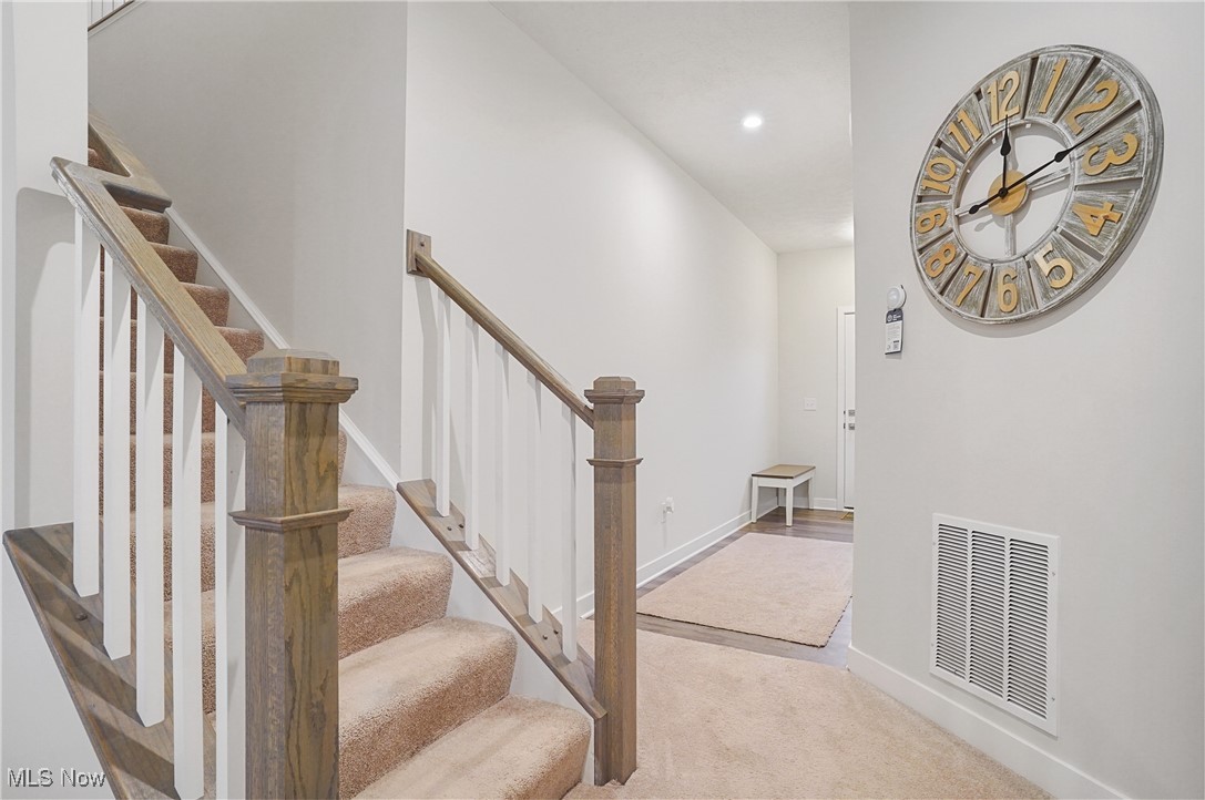 Towns/Cedar Crest - Residential