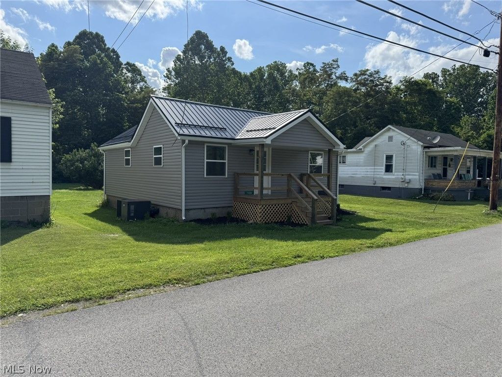 Photo of 71600 Hall Street, Maynard, OH 43950 (MLS # 5185860)