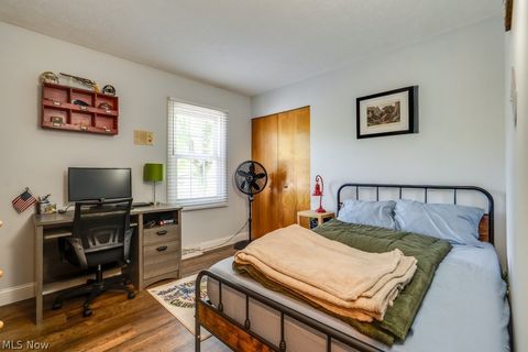 Tiny photo for 339 S Park Drive, Aurora, OH 44202 (MLS # 5216821)