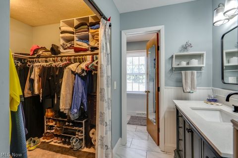 Tiny photo for 339 S Park Drive, Aurora, OH 44202 (MLS # 5216821)
