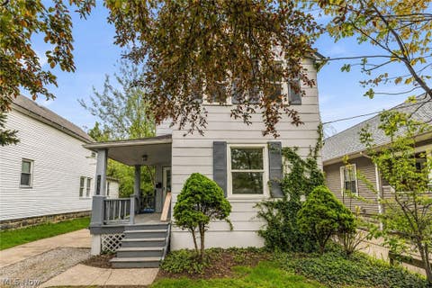Homes For Rent - 14131 Berwyn Avenue<br/> Cleveland, OH 44111