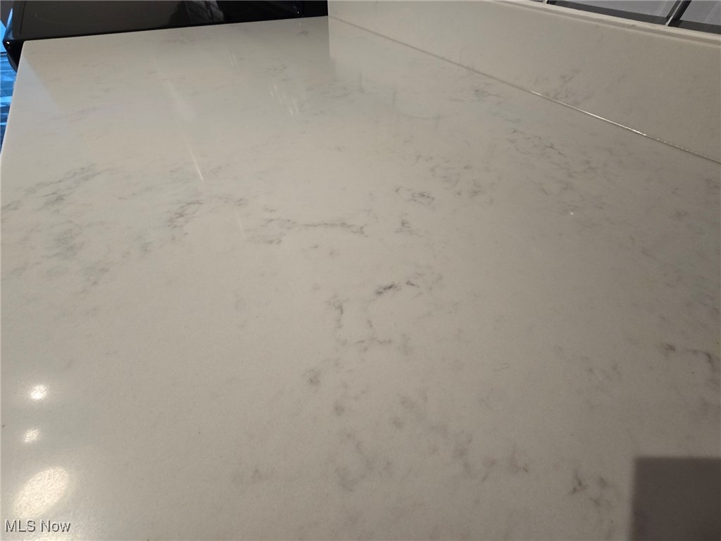 R R De Bussey Adn - Residential