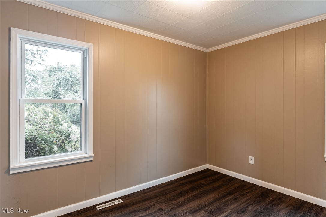 R R De Bussey Adn - Residential