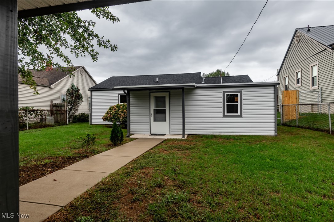 R R De Bussey Adn - Residential