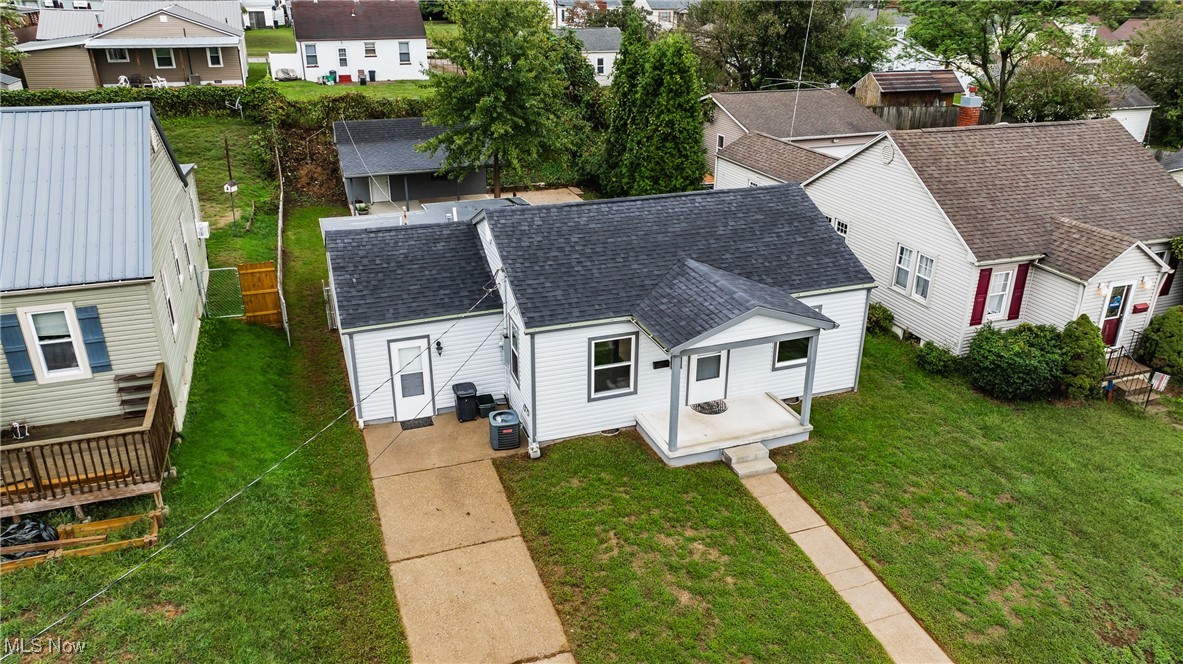 R R De Bussey Adn - Residential