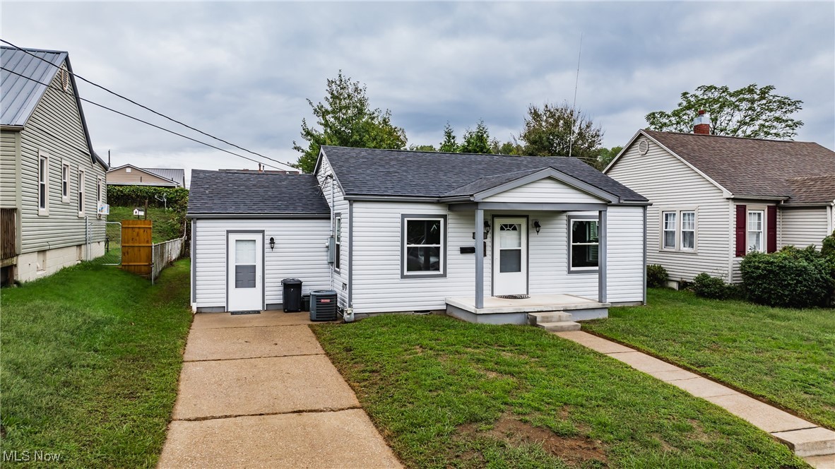 R R De Bussey Adn - Residential