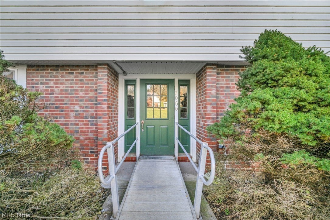 7050 Carriage Hill Drive 203