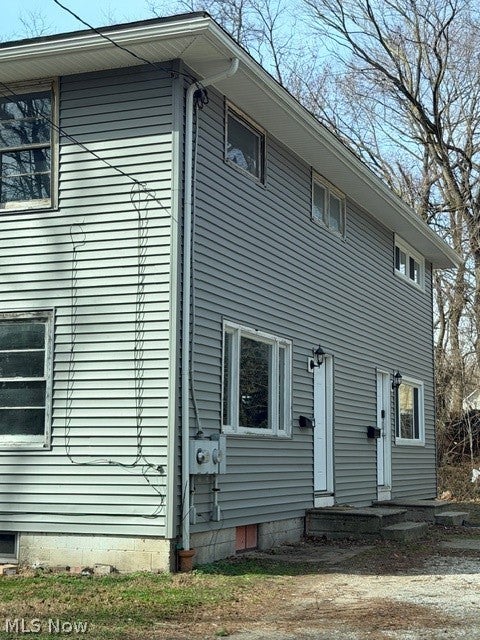 Multifamily For Rent - 208 Barder Avenue<br/> Akron, OH 44305