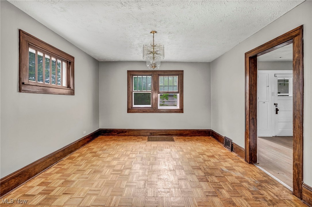 955 Dresden Road, Cleveland Heights, Ohio image 12