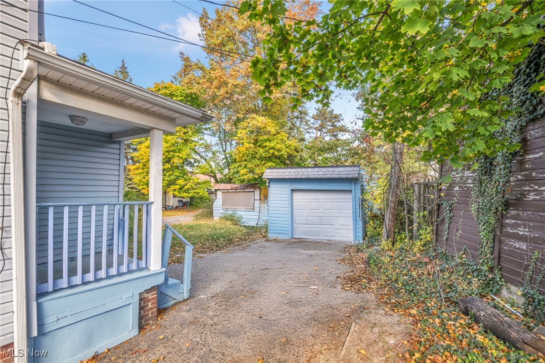 955 Dresden Road, Cleveland Heights, Ohio image 38