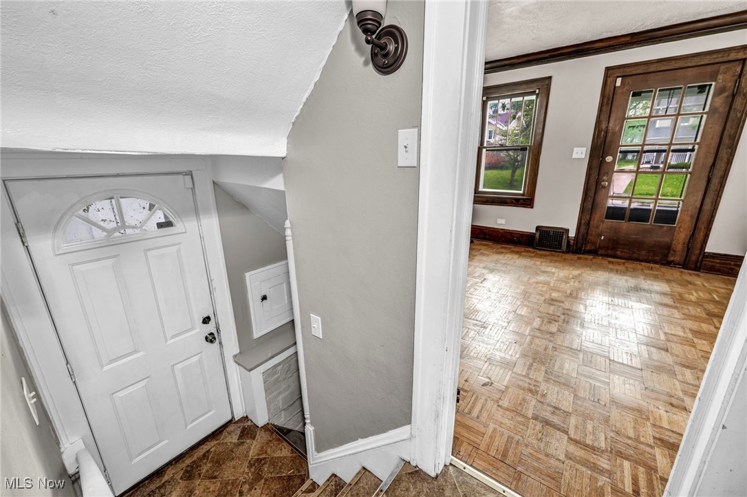 955 Dresden Road, Cleveland Heights, Ohio image 28