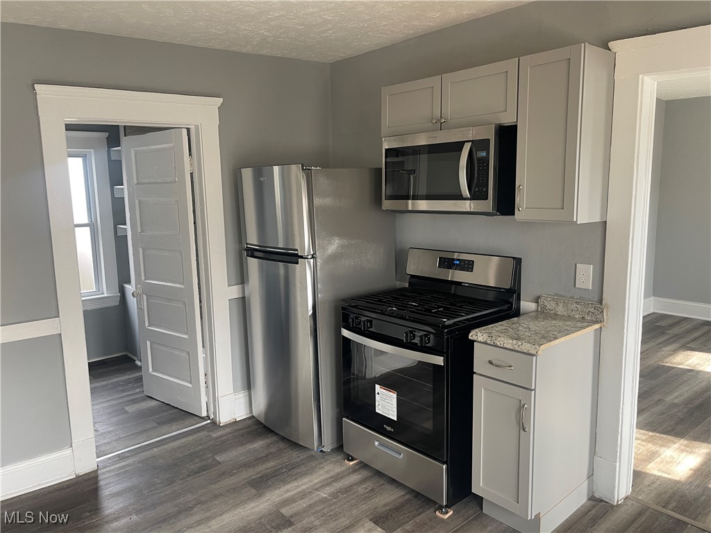 Hoyt - Residential Lease