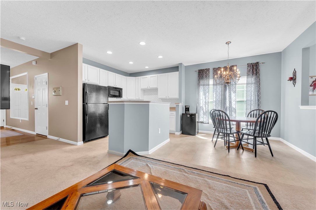 1220 Wellingshire Circle, Cuyahoga Falls, Ohio image 8