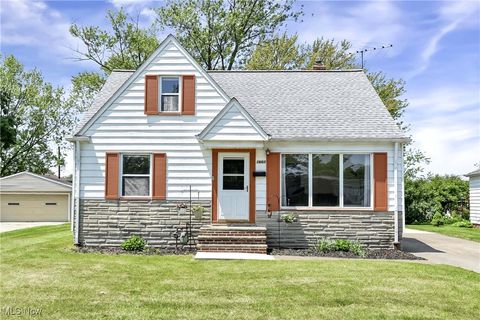 1660 Ridgeview Drive Wickliffe OH 44092
