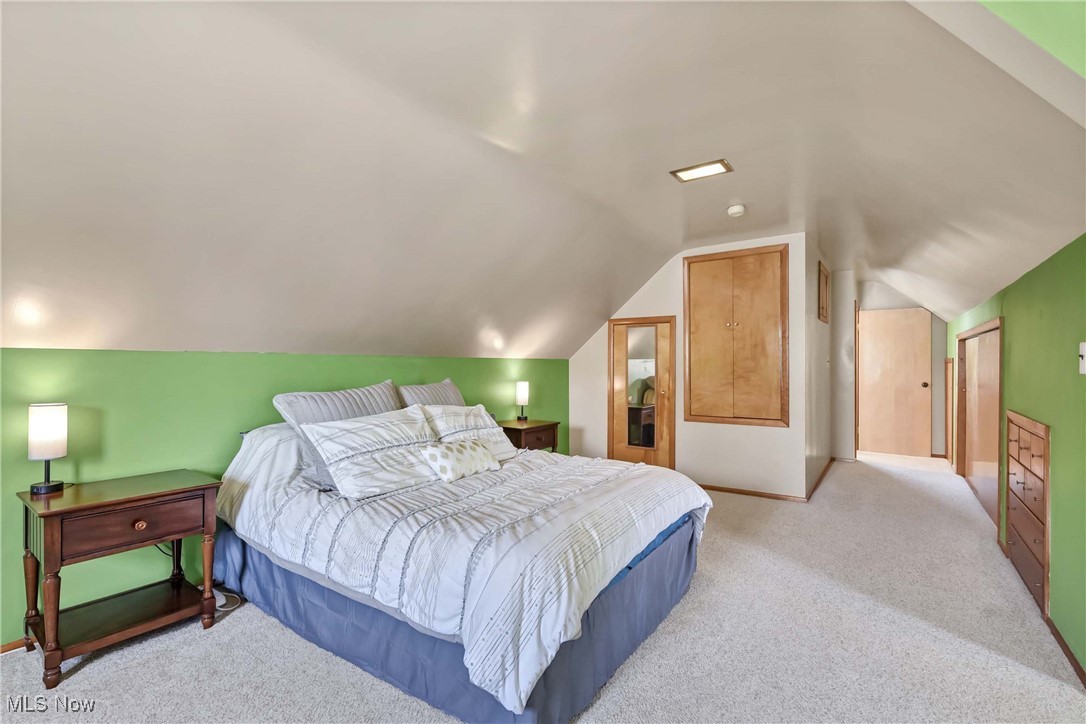 1660 Ridgeview Drive, Wickliffe, Ohio image 24