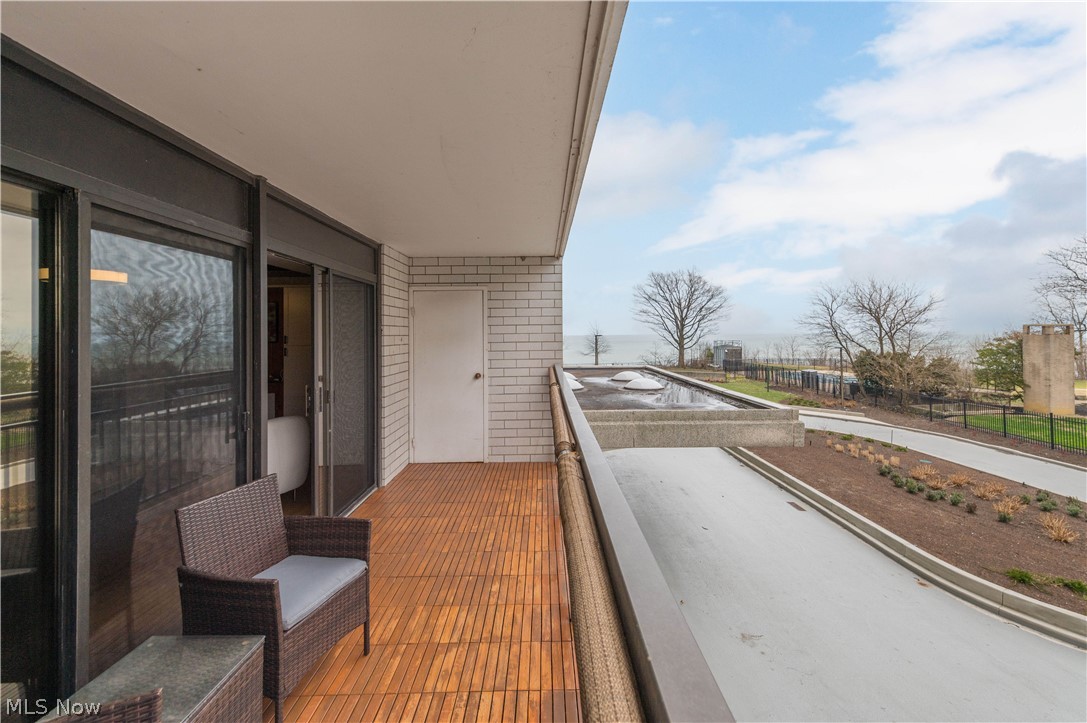 Meridian Condo - Residential