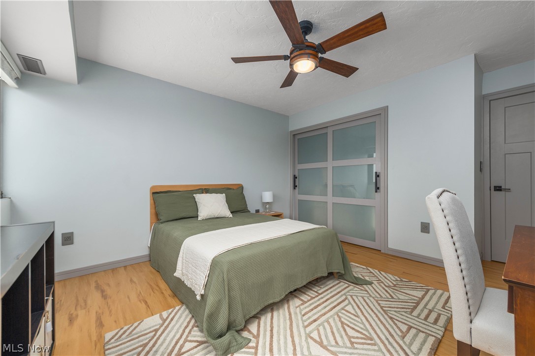 Meridian Condo - Residential