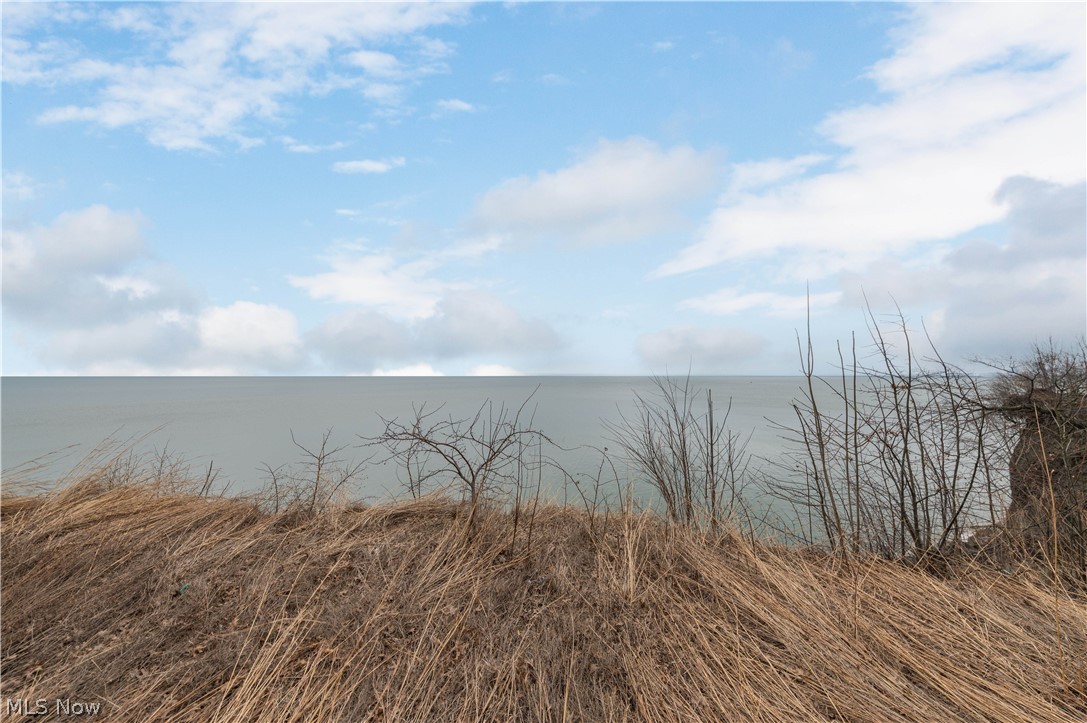 Meridian Condo - Residential