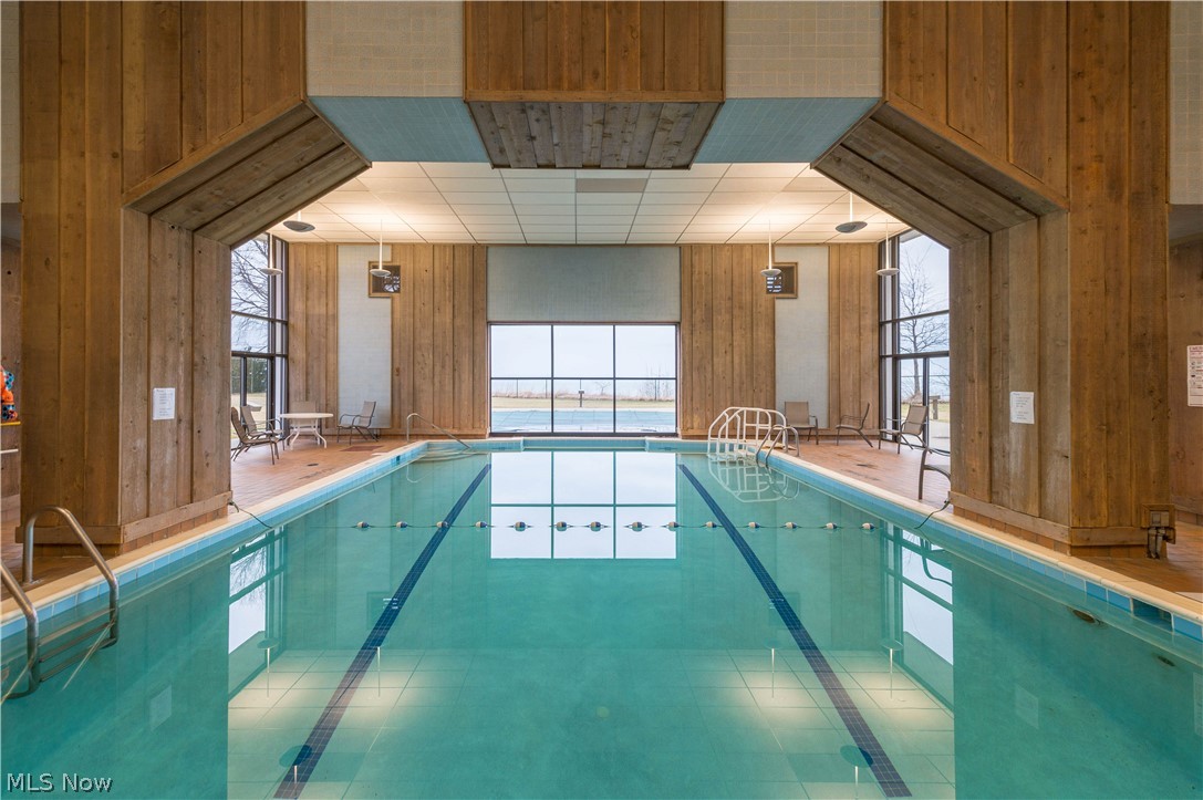 Meridian Condo - Residential