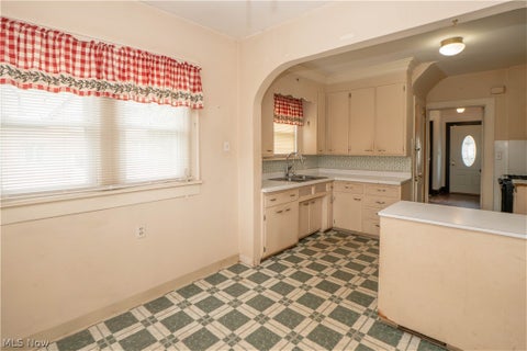 Tiny photo for 1326 12th Street NW, Canton, OH 44703 (MLS # 5257180)