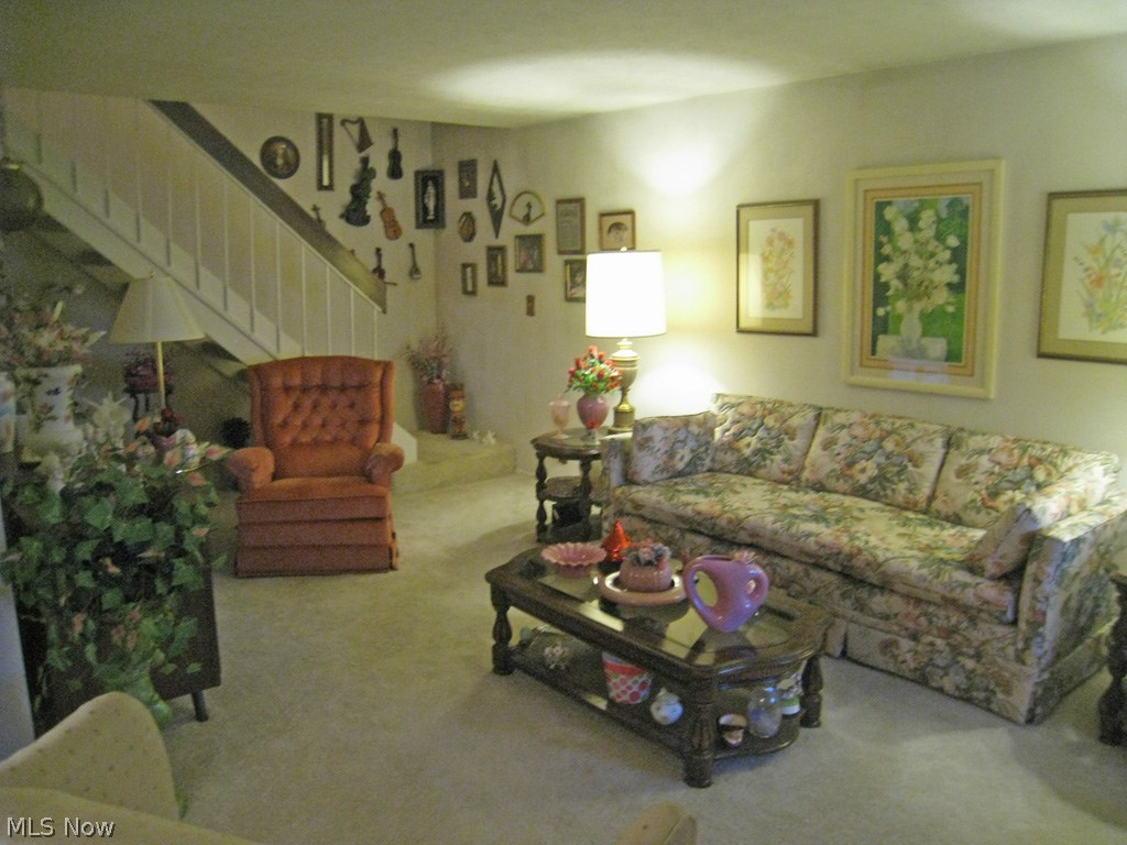 Pine Crest Condo - Residential