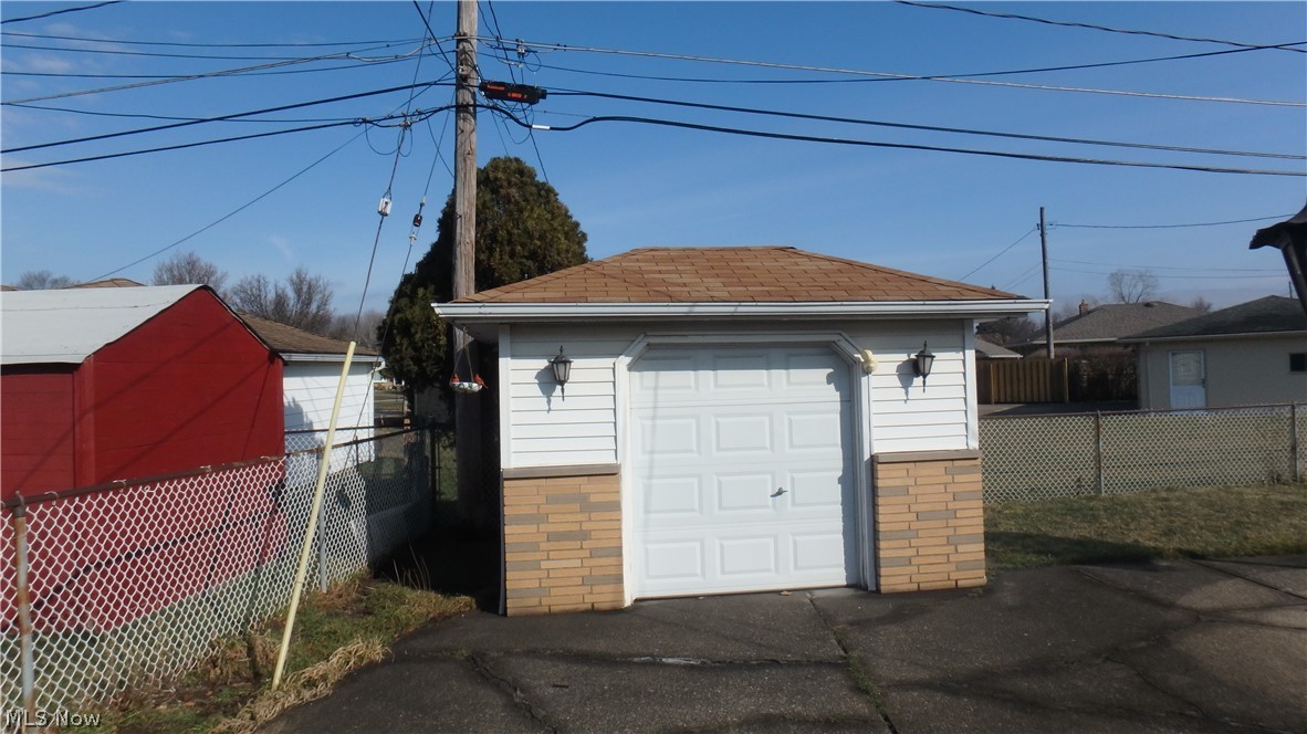 Brk Arpt Resub - Residential