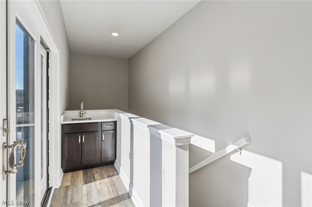 Sub Plat/The Ave District B - Residential Lease