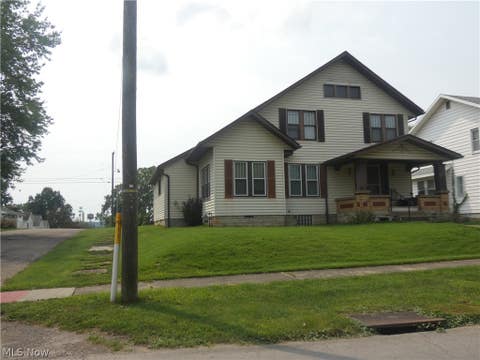 Homes For Sale - 901 N 6th Street<br/> Cambridge, OH 43725
