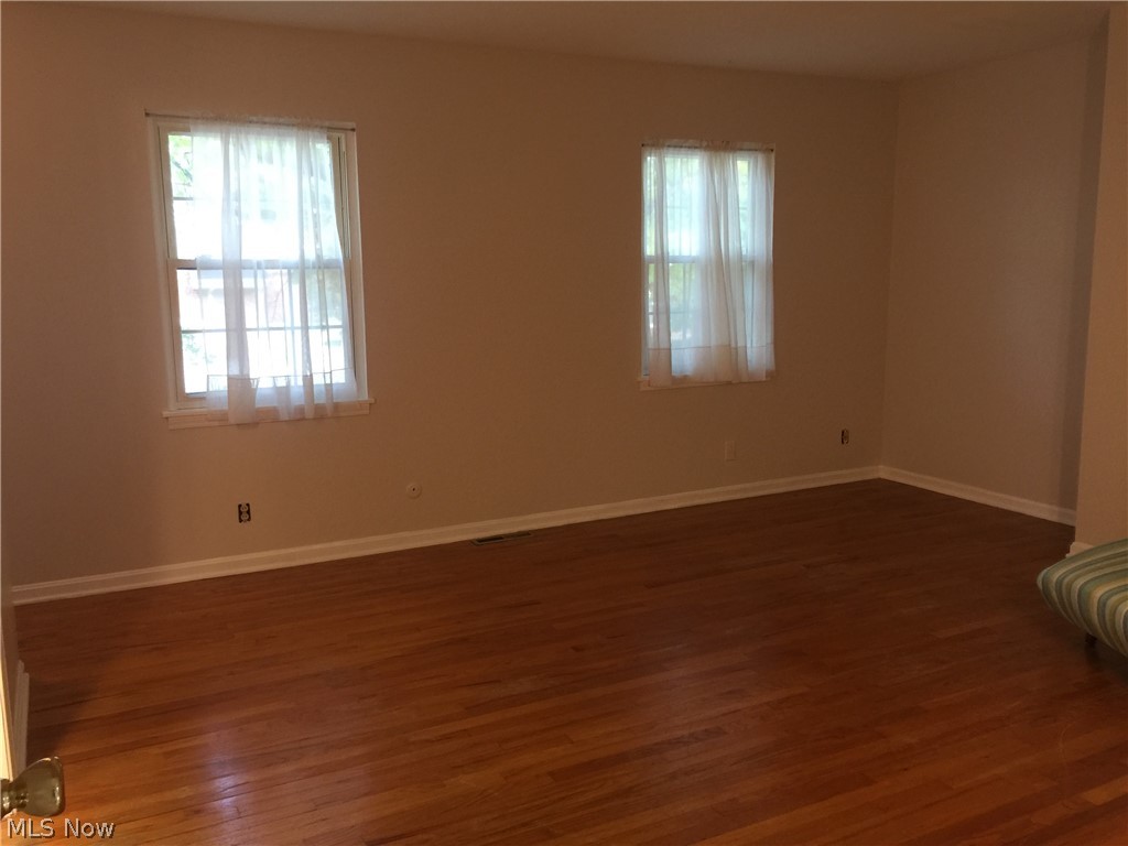 English Oaks Condo - Residential