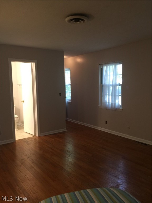 English Oaks Condo - Residential