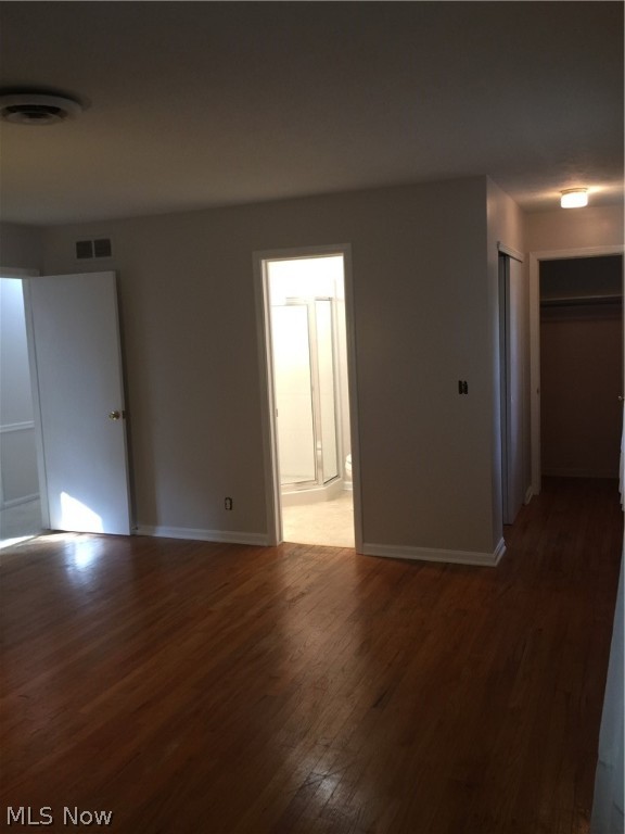 English Oaks Condo - Residential