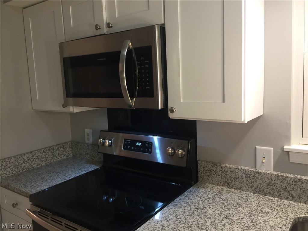 English Oaks Condo - Residential