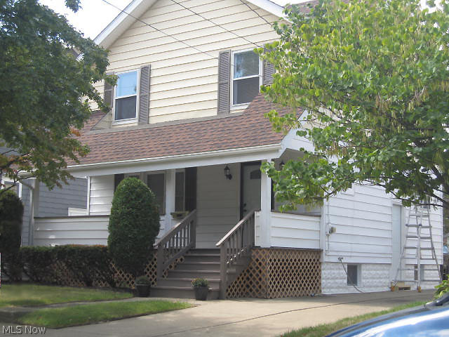 Completely renovated Colonial top to bottom! There's nothing to do here but move in...Great curb appeal in nice neighborhood. Remodeled and expanded kitchen features red oak cabinets, 3d formica countertops. All new stainless steel appliances including range/oven, refrigerator, and built in microwave. There's a an added kitchen pantry and built in breakfast bar. Allure brand laminate flooring in kitchen, dining room and entry. All new multi shade fashion carpet in living room, bedrooms, hall and stairs. New oil rubbed lighting fixtures throughout. Entire home has new vinyl replacement windows that are double hung and easy to clean. Over 50 % of this interior has been professionally drywalled and the 1st floor has gorgeous 5 3/4 base trim. Both front and side doors to the outside are new (steel). Beautifull and large bathroom is brand new and features, linen closet, tub surround, vanity, mirror and lighting, plumbing hardware and custom ceramic flooring. Duct work has been updated. N