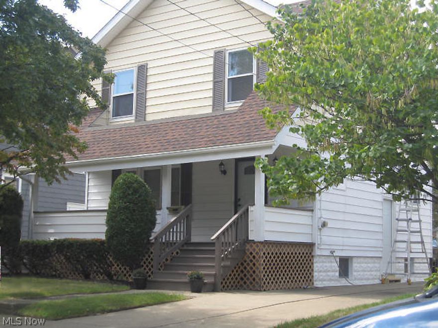 Completely renovated Colonial top to bottom! There's nothing to do here but move in...Great curb appeal in nice neighborhood. Remodeled and expanded kitchen features red oak cabinets, 3d formica countertops.  All new stainless steel appliances including range/oven, refrigerator, and built in microwave. There's a an added kitchen pantry and built in breakfast bar.  Allure brand laminate flooring in kitchen, dining room and entry. All new multi shade fashion carpet in living room, bedrooms, hall and stairs. New oil rubbed lighting fixtures throughout. Entire home has new vinyl replacement windows that are double hung and easy to clean. Over 50 % of this interior has been professionally drywalled and the 1st floor has gorgeous 5 3/4 base trim.  Both front and side doors to the outside are new (steel). Beautifull and large bathroom is brand new and features, linen closet, tub surround, vanity, mirror and lighting, plumbing hardware and custom ceramic flooring. Duct work has been updated. N