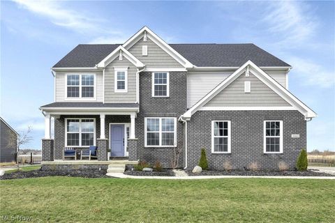 36662 W Shore Parkway North Ridgeville OH 44039