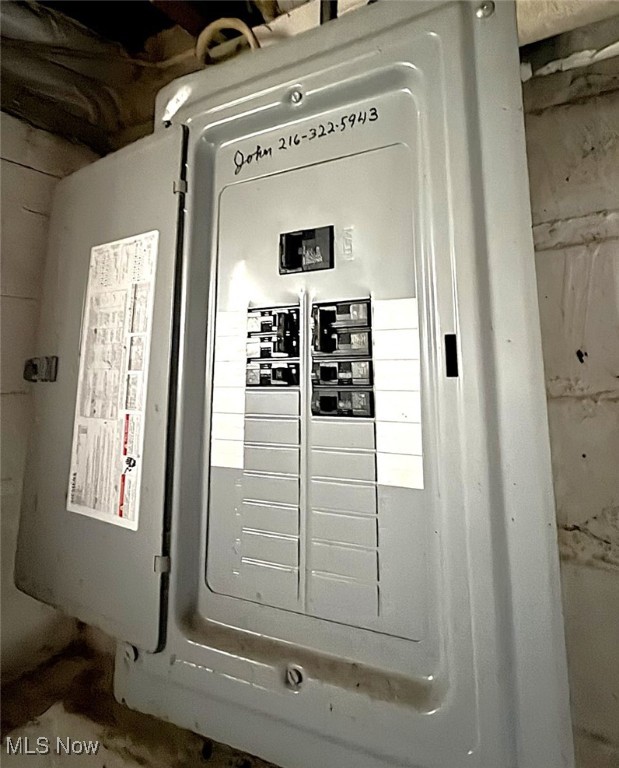 Lee-Harvard Square - Residential Income