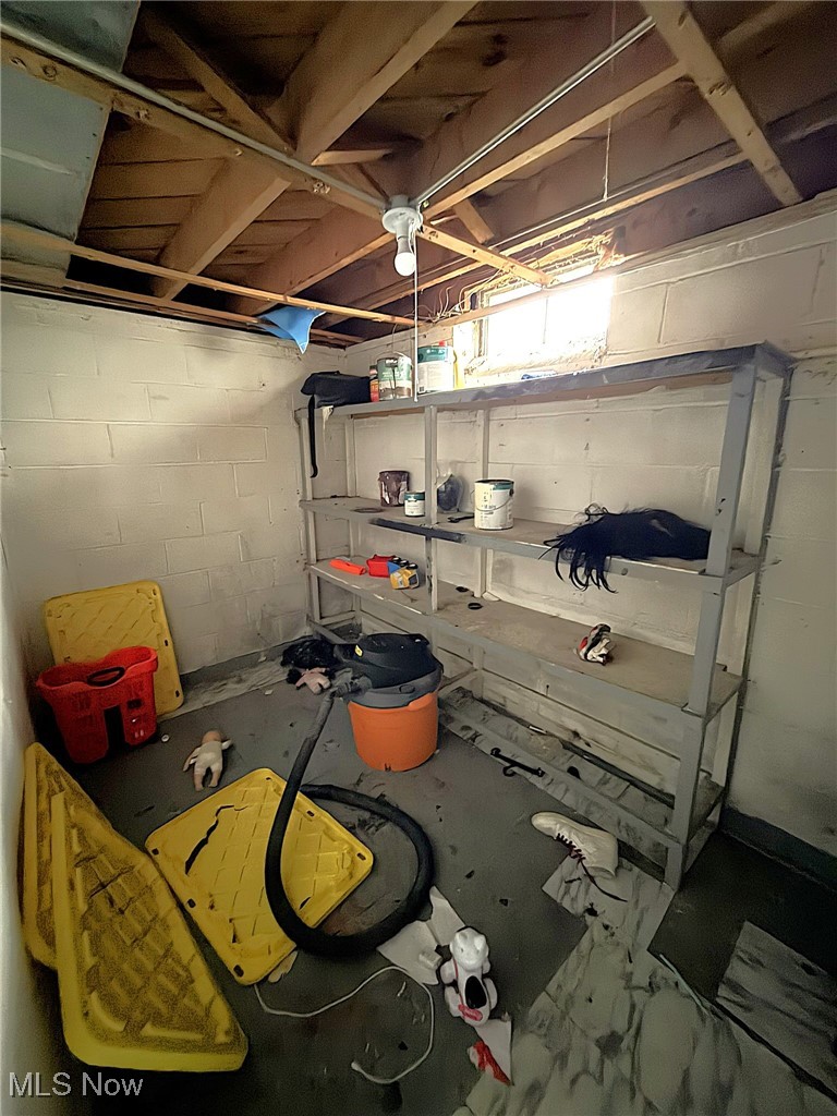 Lee-Harvard Square - Residential Income