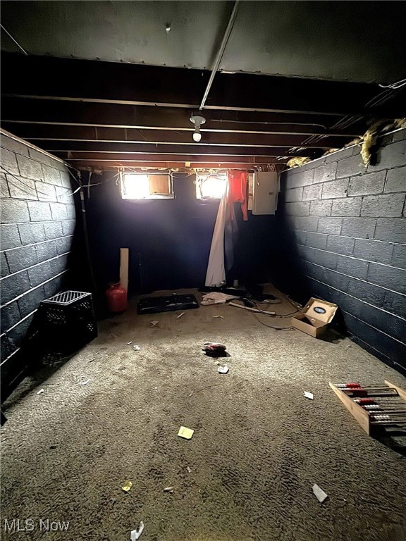 Lee-Harvard Square - Residential Income