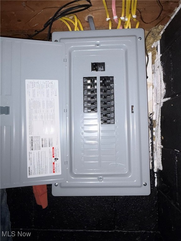 Lee-Harvard Square - Residential Income