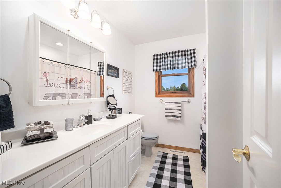 Connecticut Western Reserve - Residential