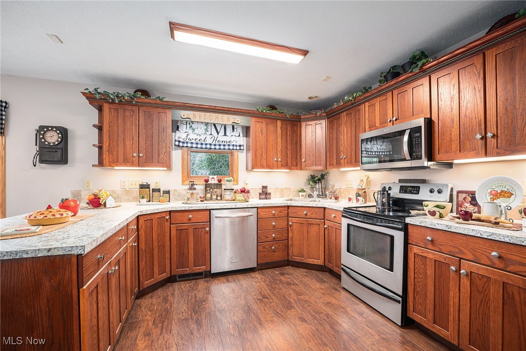 Connecticut Western Reserve - Residential