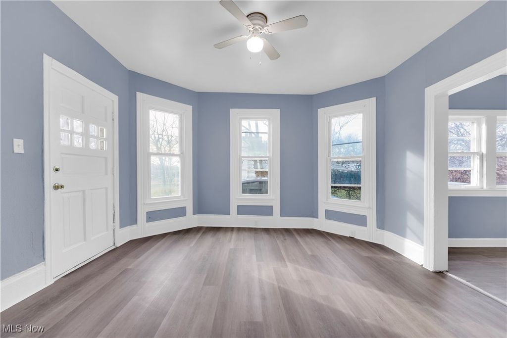 Photo of 2206 Kenneth Avenue #1/DN, Cleveland, OH 44109 (MLS # 5181037)