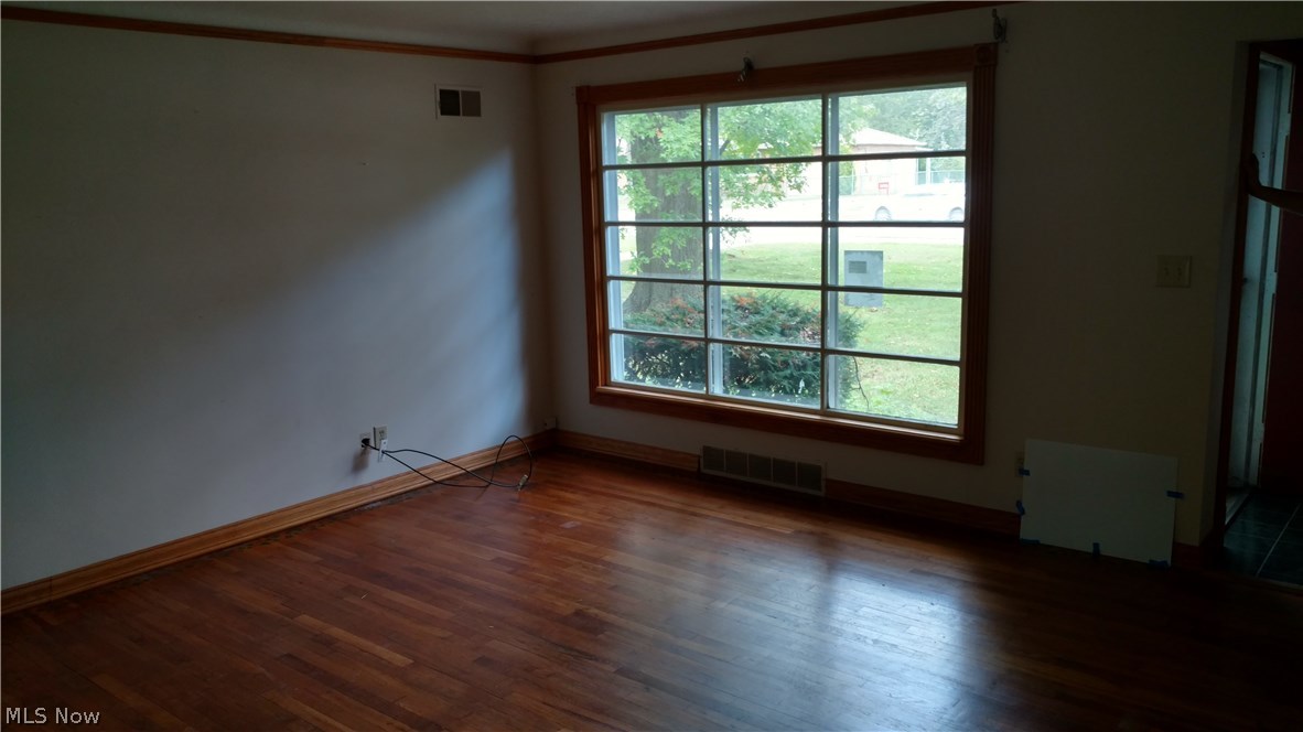 Louis Millers Mastick Road Garden - Residential