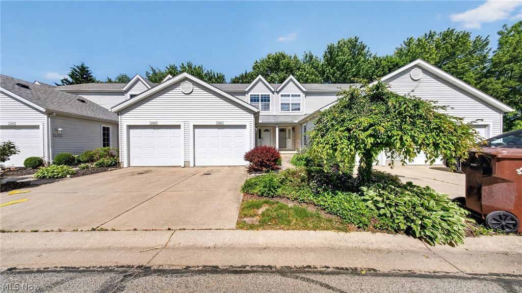 Photo of 1351 Meadow Run, Copley, OH 44321 (MLS # 5215625)