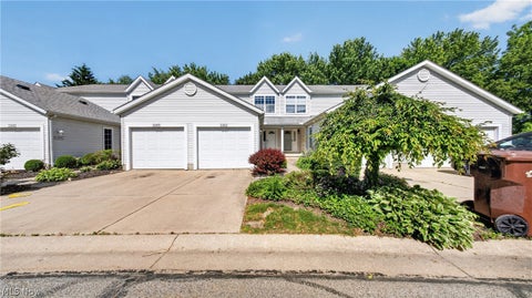1351 Meadow Run Copley OH 44321