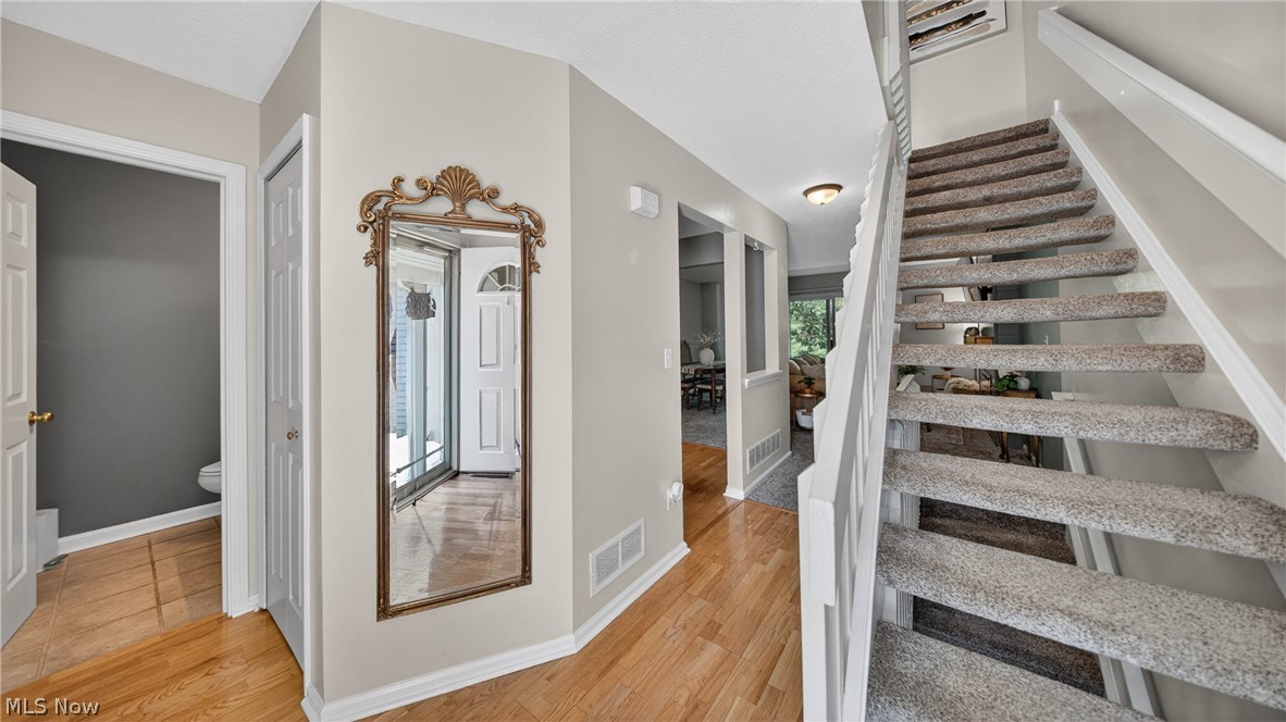 1351 Meadow Run