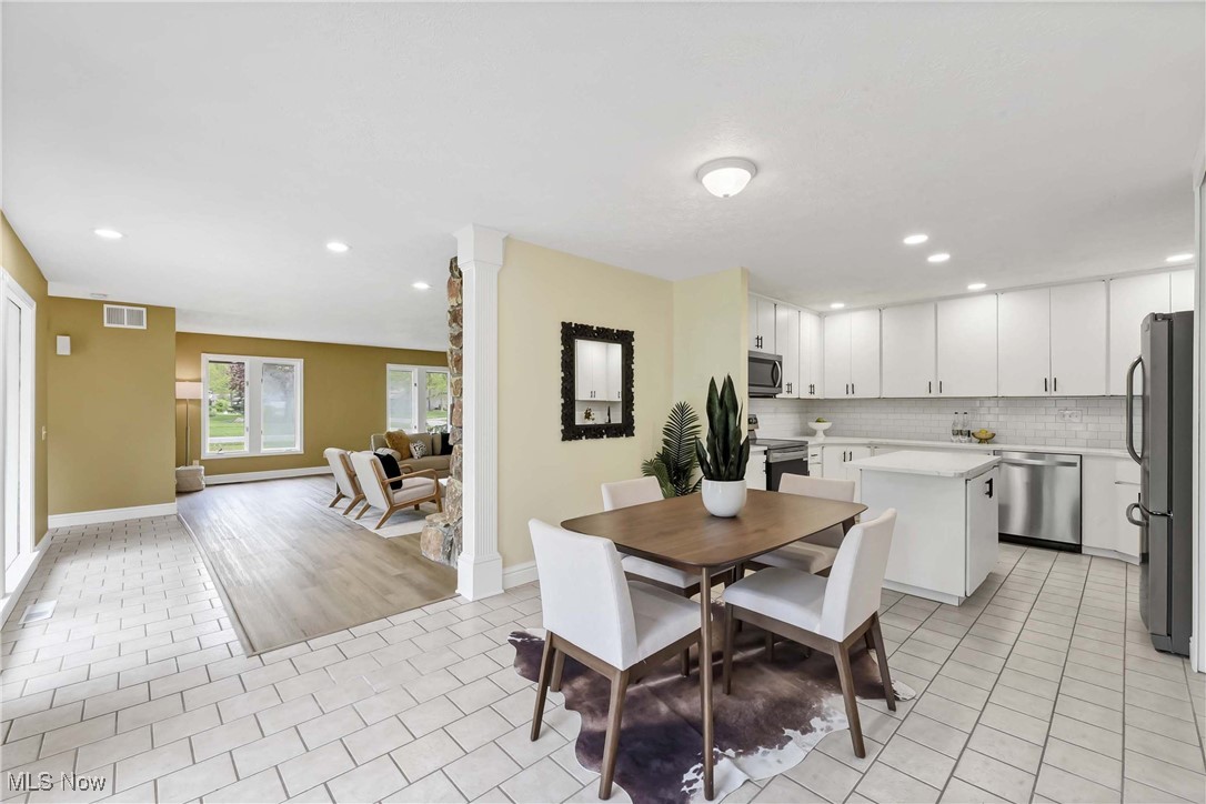 10836 Watercress Road, Strongsville, Ohio image 13