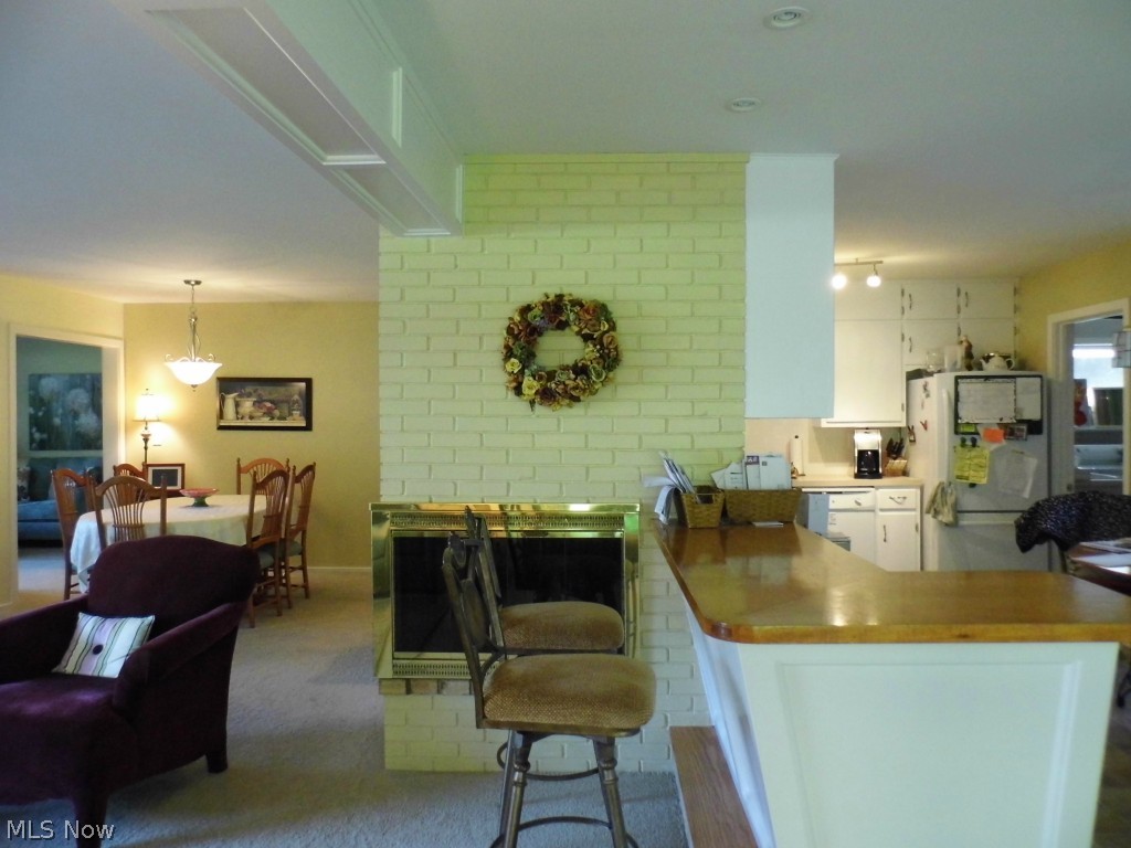 Twin Lakes near Golf course - Residential