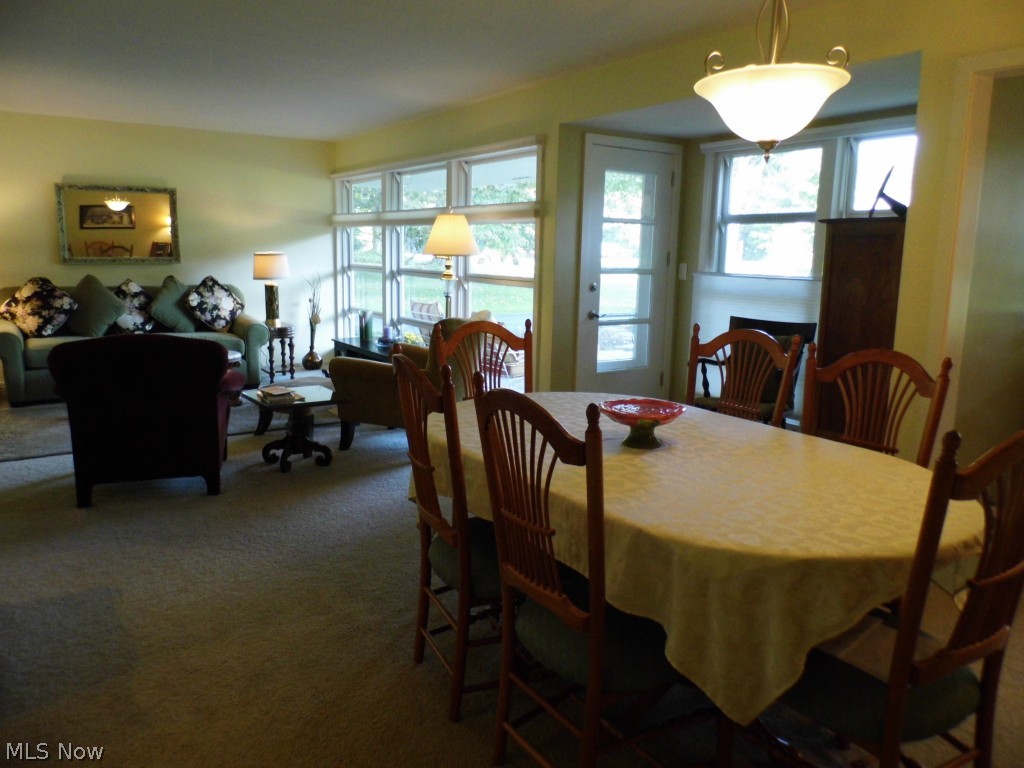 Twin Lakes near Golf course - Residential