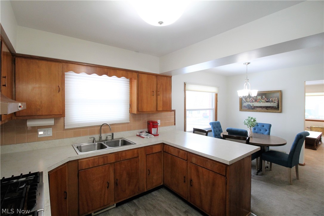 Tallmadge Road - Residential